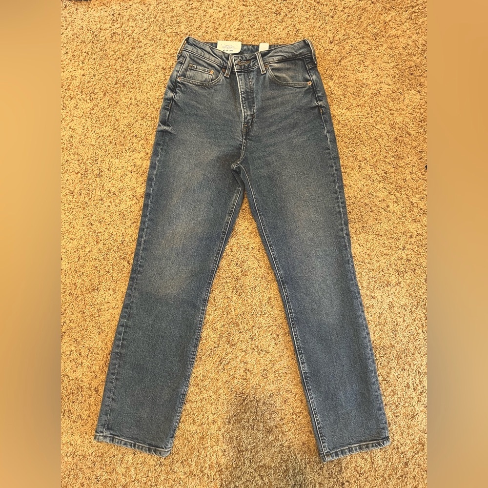 Vintage Slim H&M jeans (straight fit) NWT!
